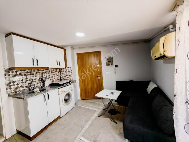 Saltak Ve Mimarsinan Cadde Yakını Teraslı 1+1* Klimalı Apart