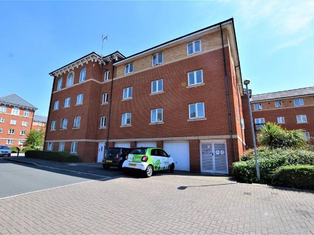 Saltash Road, Churchward SN2, 2 bed flat to rent, £900 pcm | PrimeLocation