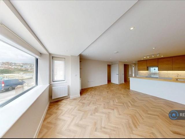 Saltdean Park Road, Brighton, BN2 2 bed flat to rent £1,875 pcm £433 pw