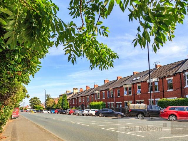 Salters Road, Gosforth, Newcastle Upon Tyne, Tyne And Wear NE3, 3 bed flat to rent, £875 pcm | PrimeLocation