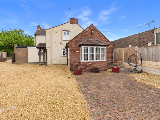 Salters Road, Walsall WS9, 3 bed semi detached house to rent, £1,300 pcm | PrimeLocation