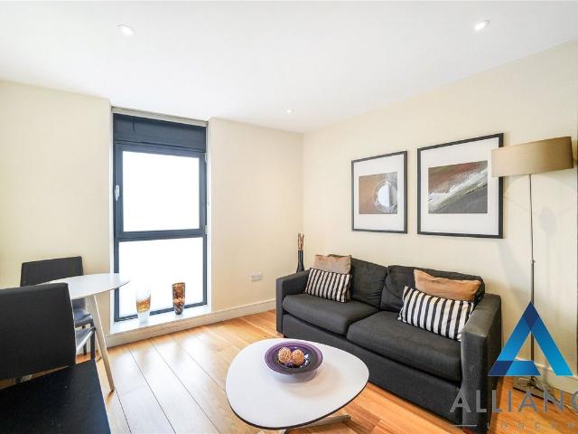 Saltwell Street, London E14, 1 bed flat to rent, £1,700 pcm | PrimeLocation