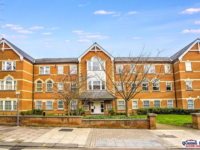 Salusbury Road, London NW6, 2 bed flat to rent, £2,300 pcm | PrimeLocation
