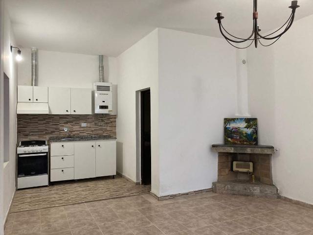 SALVATIERRA ALQUILA PH PLANTA BAJA 1 DORMITORIO SIN EXPENSAS