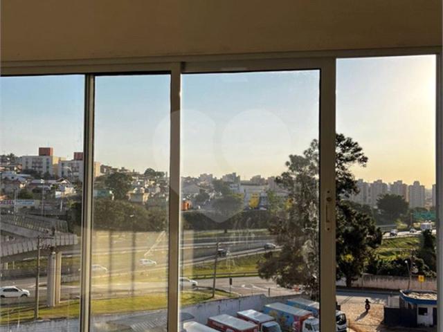 Salão em Vila das Hortências, Jundiaí/SP de 27m² para locação R$ 1.900,00/mes