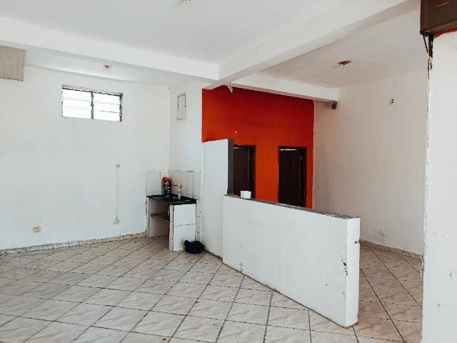 Salão em Jardim Canaã II, Mogi Guaçu/SP de 150m² para locação R$ 1.660,00/mes