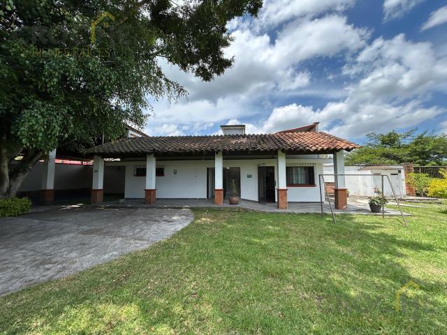 SAL?N CAMPESTRE EN RENTA EN EL LENCERO VERACRUZ. ZONA ACADEMIA DE POLICIAS