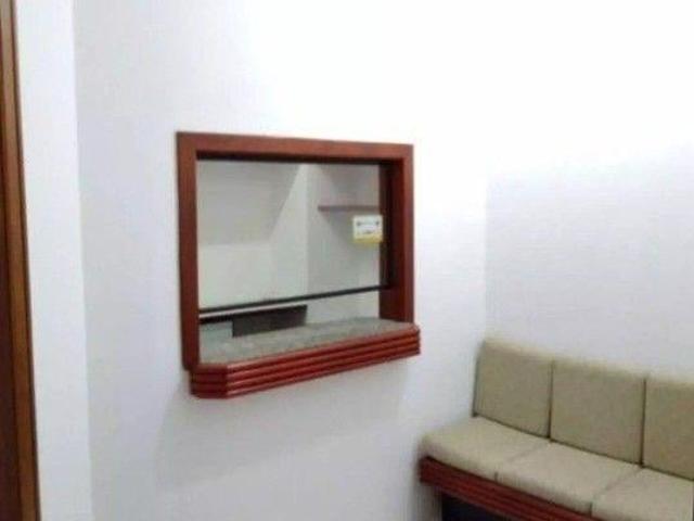 Sala com recepção, bairro Rio Branco