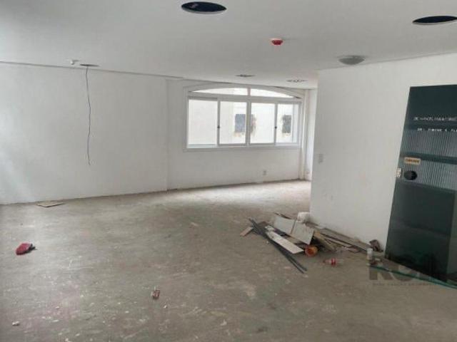 Sala comercial 70m² Moinhos de Vento