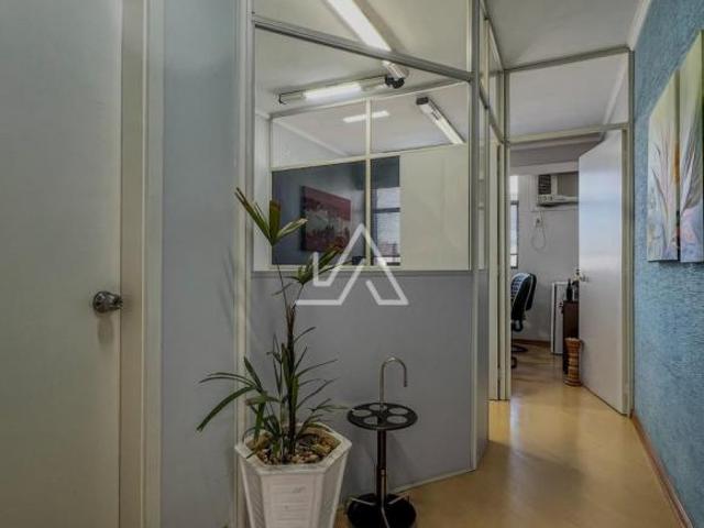 SALA COMERCIAL A VENDA NO CENTRO DE PASSO FUNDO ED. MONT PARNASSE