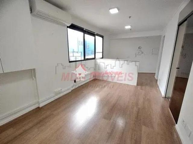 Sala Comercial ao lado do metrô Vila Mariana, 2 banheiros, 1 vaga de garagem