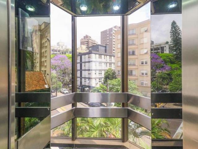 Sala comercial em um ponto excelente da Rua Padre Chagas