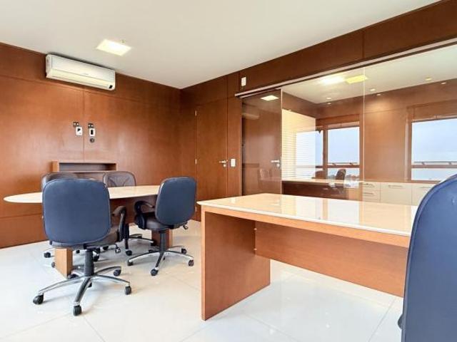 Sala Comercial em Praia de Belas