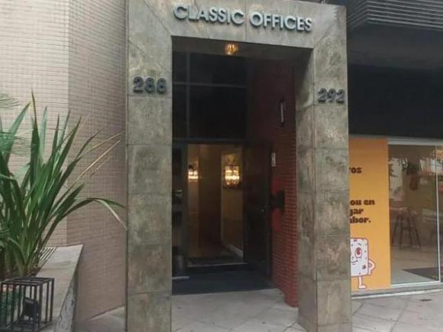 Sala / Conjunto comercial a venda no bairro Moinhos de Vento em Porto Alegre