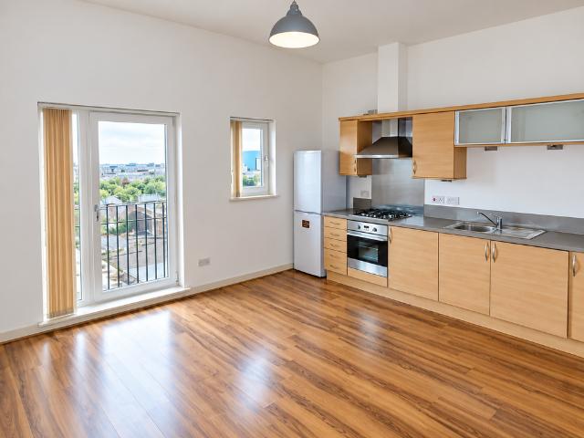 Salamander Court, Edinburgh, EH6 7JN