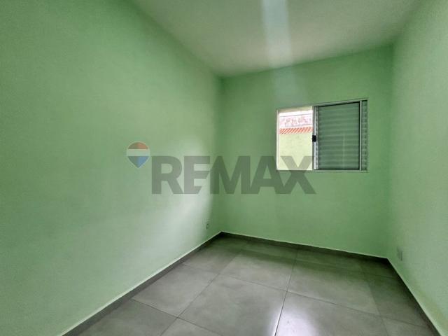 Salas Comerciais em Mogi Mirim Centro / Construção: 12 m² R$ 650,00 / Mês