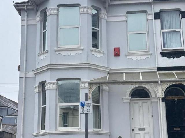 Salcombe Road, Plymouth PL4 5 bed house to rent £2,947 pcm £680 pw
