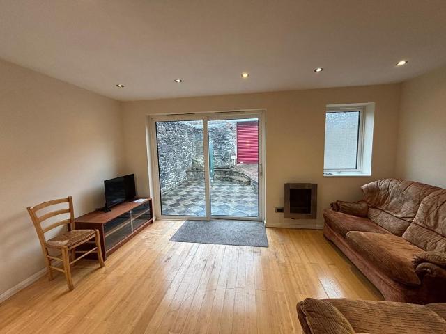 Salcombe Road, Plymouth PL4, 5 bed property to rent, £589 pcm | PrimeLocation