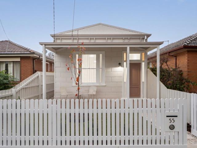 SALE BY SET DATE CLOSING MONDAY 10th August 5pm unless sold prior