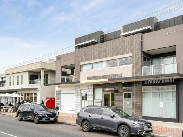 SALE BY SET DATE Closing Monday 3rd August at 5pm Unless Sold Prior