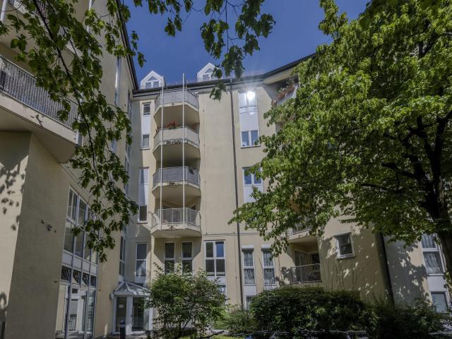 Sale&Lease back! Attraktive 2 Zimmer Dachgeschoss mit TG Einzelstellplatz in der Maxvorstadt!