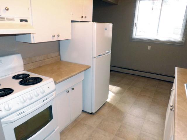 Salem Court Apartments | 10819 111 Street