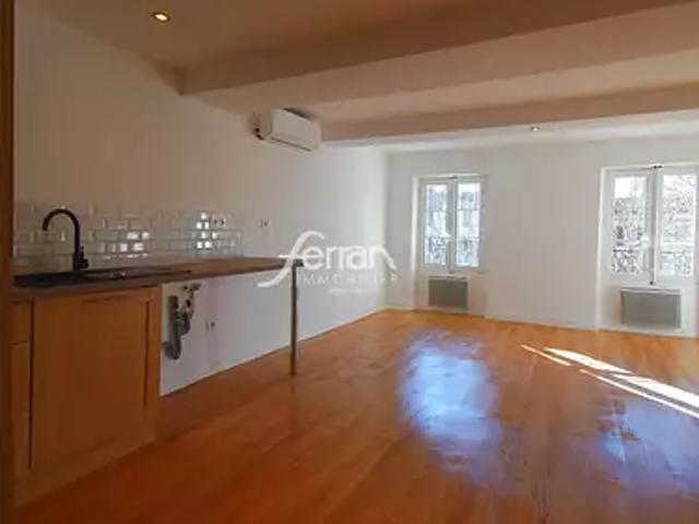 Salernes 83690 Location appartement 2 pièces t2 au dernier étage