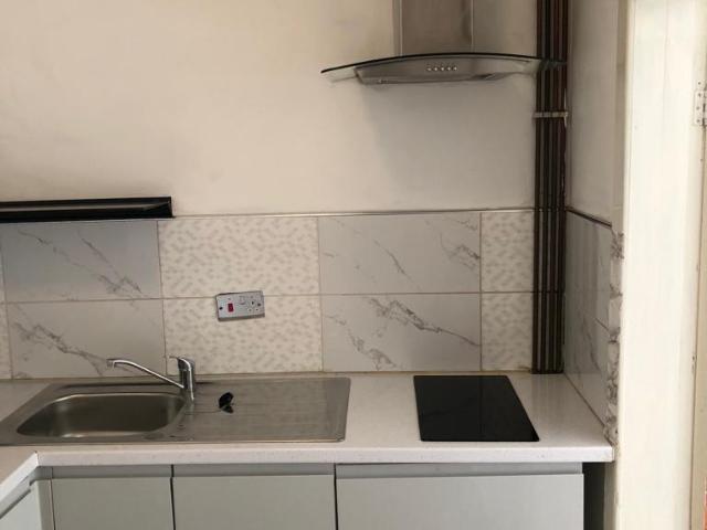 Salford M5 Studio to rent £950 pcm £219 pw
