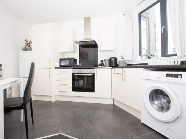 Salford, M5 3NR, United Kingdom | 2 bed apartment for rent #172093251 | Rentberry