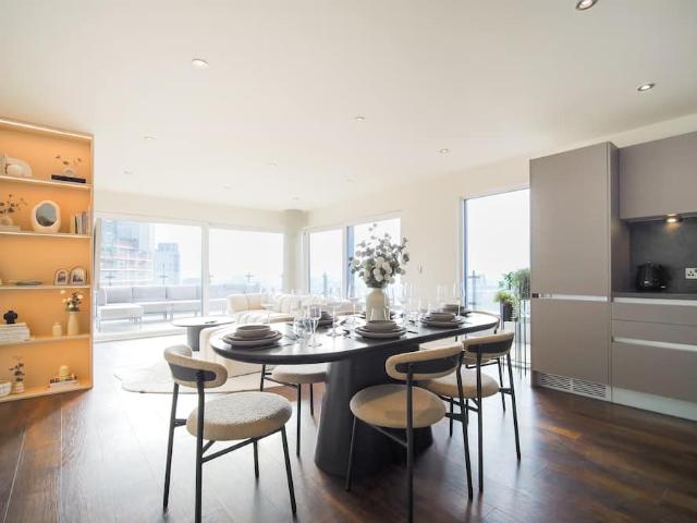 Salford, M5 4XQ, United Kingdom | 2 bed apartment for rent #169810292 | Rentberry