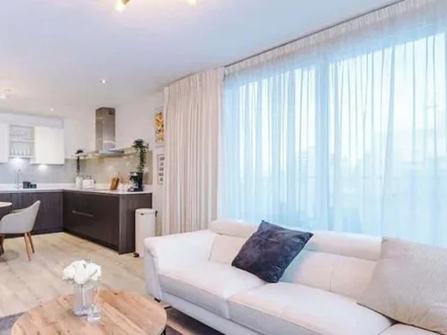 Salford, M5 4QU, United Kingdom | 3 bed apartment for rent #116339679 | Rentberry