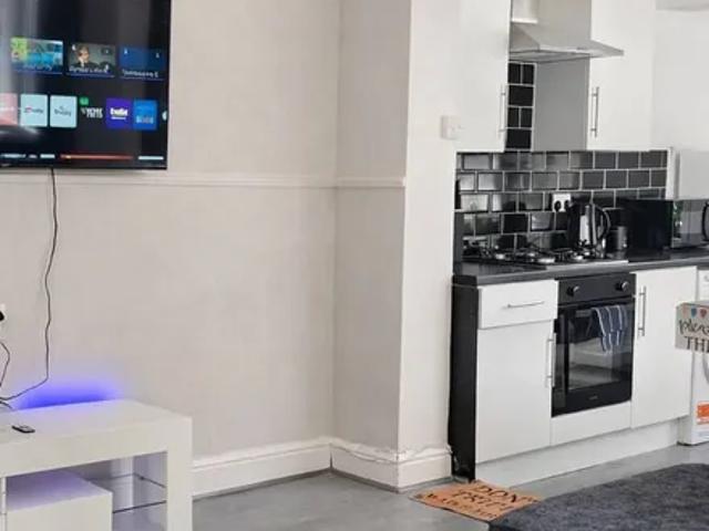 Salford, M6 6DG, United Kingdom | 3 bed house for rent #165065855 | Rentberry