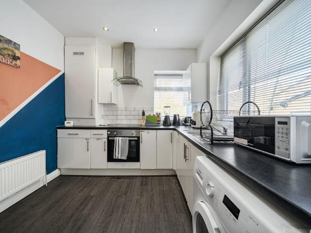 Salford, M6 7DU, United Kingdom | 6 bed house for rent #163801100 | Rentberry