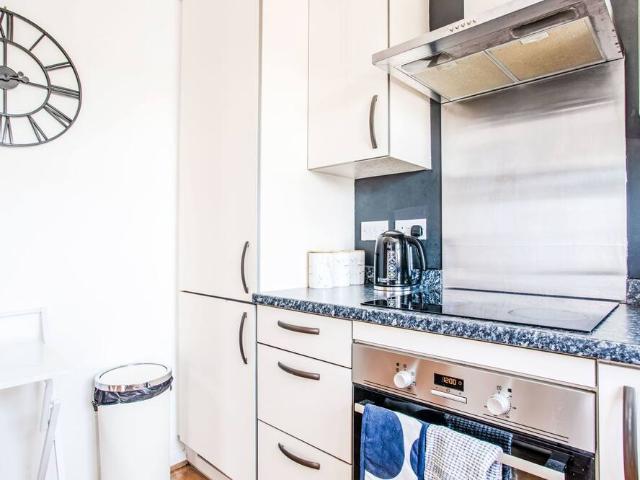 Salford, M7 1UB, United Kingdom | 1 bed apartment for rent #161190837 | Rentberry