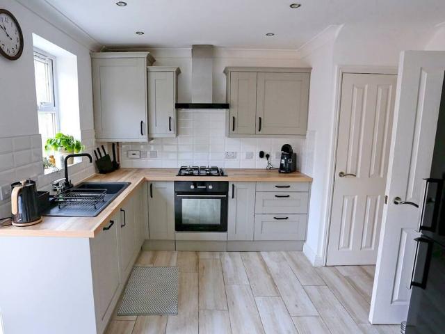 Salford, M7 2ZT, United Kingdom | 3 bed townhouse for rent #148747070 | Rentberry