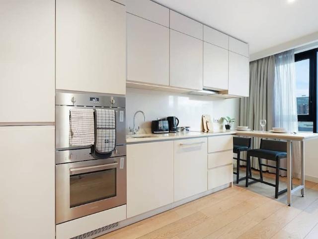 Salford, M3 7NH, United Kingdom | Studio apartment for rent #155508039 | Rentberry