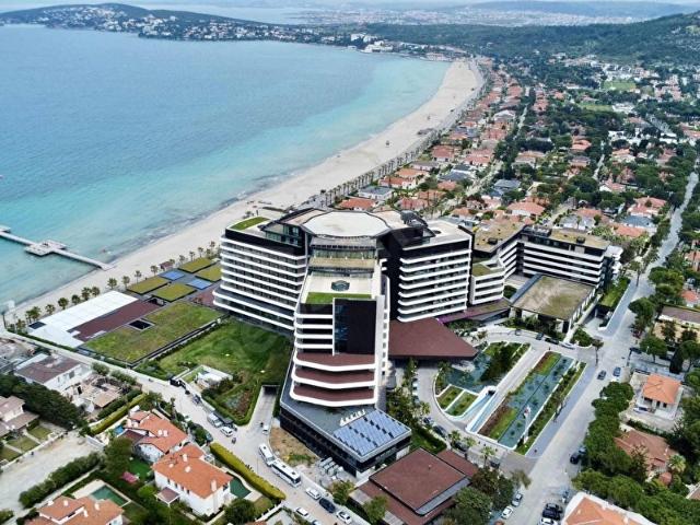SALİH DERLİ.SWISSOTEL ÇEŞMEDE DENİZE SIFIR LÜKS KİRALIK REZİDANS