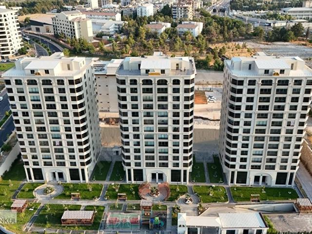 SALİH YAŞAR'DAN NİRVANA SİTESİNDE ULTRA LÜKS 4+1 SATILIK DAİRE