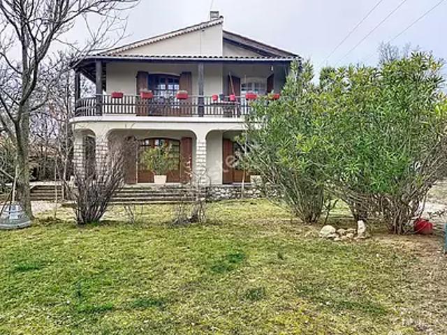 Salignac 04290 Achat / Vente maison 8 pièces t8 au dernier étage terrasse