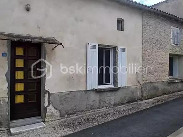Salignac sur Charente 17800 Achat / Vente maison 6 pièces t6 cave