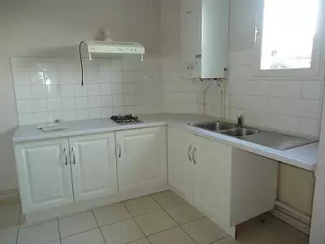 Salies du Salat 31260 Location appartement 2 pièces t2 au dernier étage