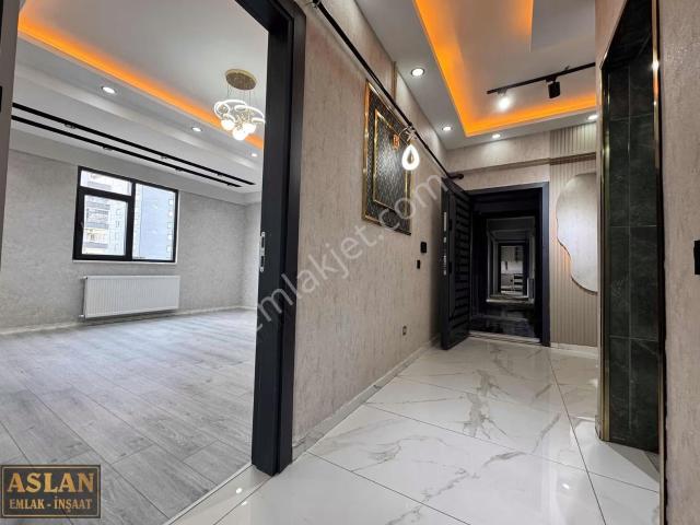 Salih Aslandan Ara Kat Merkezi Konum Kiralık 3 Oda Daire