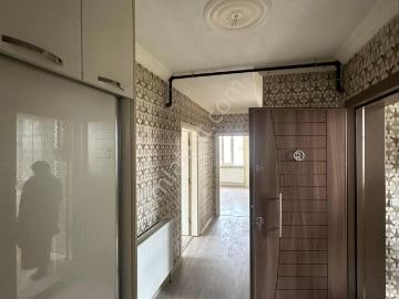 Salih Emlaktan Mehmet Akif Mah Kiralık 2+1 Çatı Dairesi Sıfır Ayarında