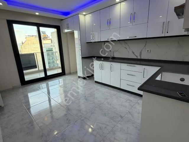 Salihli Berkay Emlaktan Sağlık Mah Satılık 4+1 200 M2 Dublex Daire