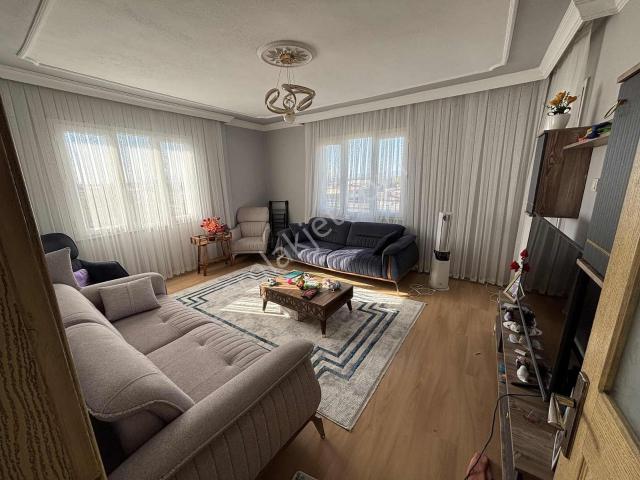 Salihli Satılık 3+1 Daire Ankara Asfalt Yanı Gaziler Mah