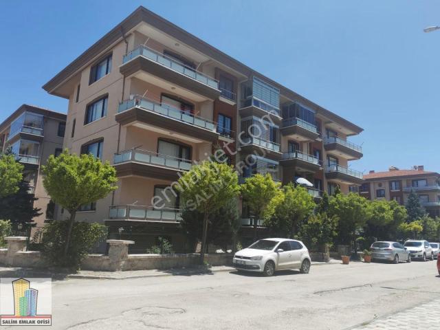 Salim Grp Emlak'tan Uydukent 4+1 Kiralık Daire