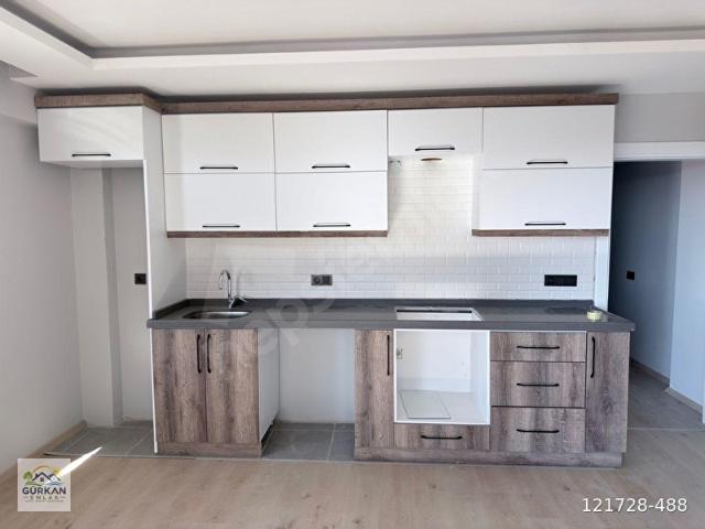 Salimbey 36 sokakta deniz manzaralı 2+1 kiralık daire