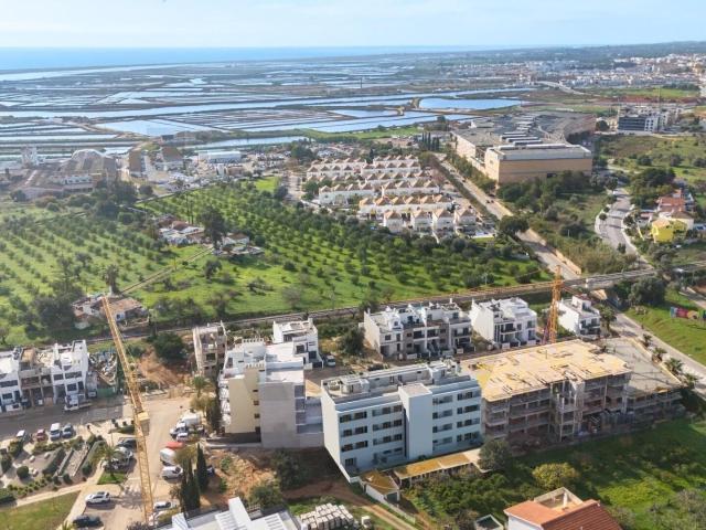 Salinas Residence—Elegância, Eficiência e Vista Mar no Coraç. 72m² Tavira Santa Maria