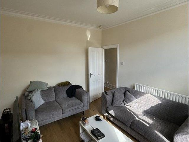 Salisbury Grove, Leeds LS12, 4 bed terraced house to rent, £1,150 pcm | PrimeLocation