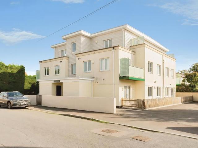 Salisbury Road, Bristol BS16 2 bed flat to rent £1,350 pcm £312 pw